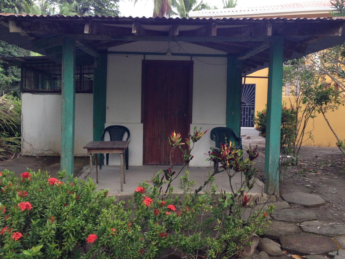 Cabinas Sol Y Mar Zancudo Exterior photo